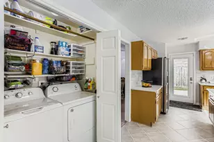 7530 Dogwood Falls Rd, Houston, TX 77095 - Photo 25