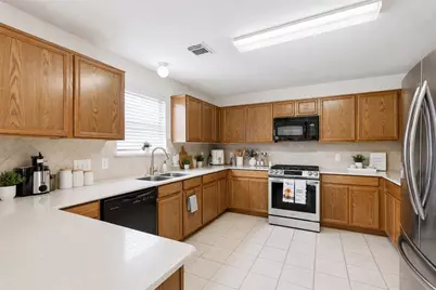 3010 Swift Brook Glen Way, Spring, TX 77389 - Photo 5