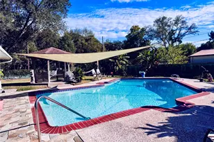 8105 Miller Dr, Hitchcock, TX 77563 - Photo 21