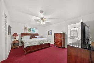 8105 Miller Dr, Hitchcock, TX 77563 - Photo 13