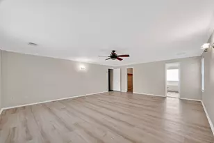 16111 Soaring Eagle Dr, Houston, TX 77083 - Photo 35