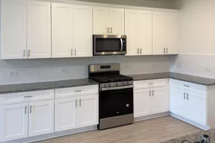 15138 Canyon Rapids Rd, Conroe, TX 77302 - Photo 9
