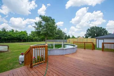 10023 S Country Drive, Alvin, TX 77511 - Photo 33