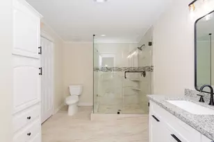 10023 S Country Dr, Alvin, TX 77511 - Photo 19