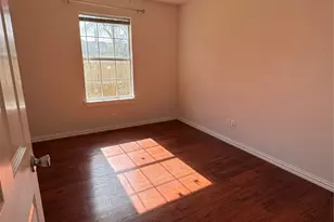 512 Melbourne St, Houston, TX 77022 - Photo 7