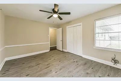 405 N Burnett Drive, Baytown, TX 77520 - Photo 15