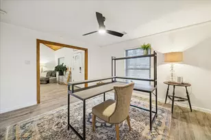 9639 Weatherwood Dr, Houston, TX 77080 - Photo 7