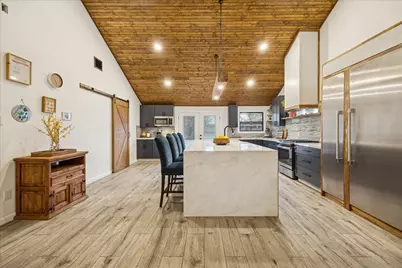 9639 Weatherwood Drive, Houston, TX 77080 - Photo 13