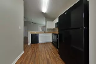 3130 Kelling St, Houston, TX 77045 - Photo 7