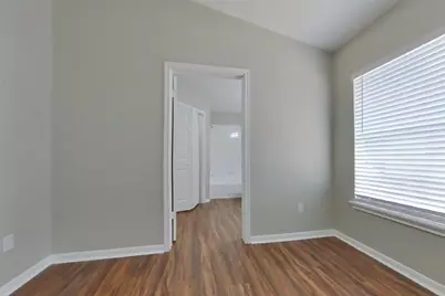 3130 Kelling Street, Houston, TX 77045 - Photo 9