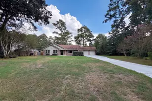 1119 Coe Rd, Pinehurst, TX 77362 - Photo 1