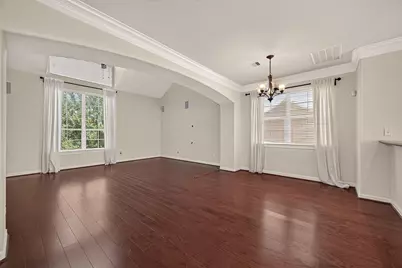 888 Fisher Street, Houston, TX 77018 - Photo 3