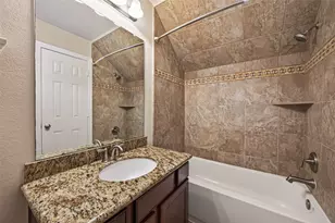 888 Fisher St, Houston, TX 77018 - Photo 21
