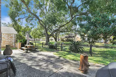 2718 Kissing Camel Court, Missouri City, TX 77459 - Photo 47