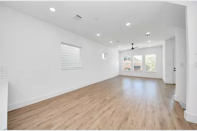 4806 Cochran Street, Houston, TX 77009 - Photo 9