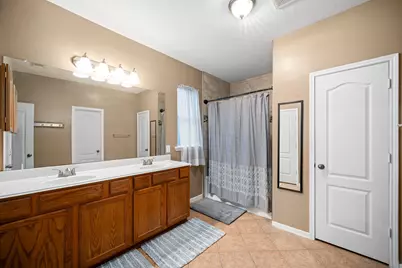 13835 Cane Valley Court, Houston, TX 77044 - Photo 23