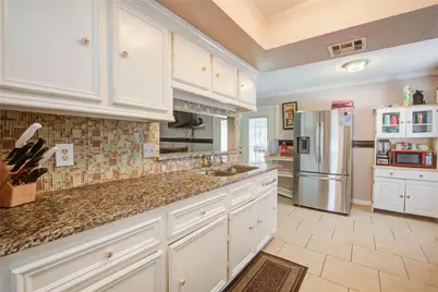 806 Coolwood Drive, Houston, TX 77013 - Photo 7