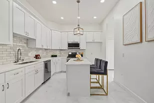 8157 Crestview Dr, Houston, TX 77028 - Photo 7