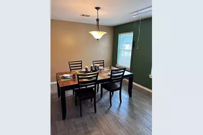 10422 Lauren Creek Drive, Baytown, TX 77523 - Photo 5