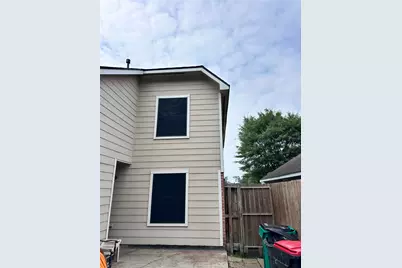 10422 Lauren Creek Drive, Baytown, TX 77523 - Photo 17