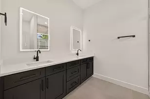3313 Sampson St, Houston, TX 77004 - Photo 37