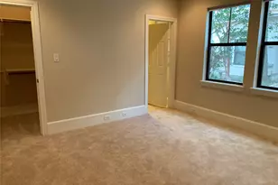 119 W 10th St, Houston, TX 77008 - Photo 13