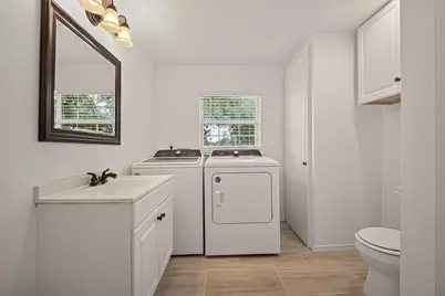 1511 W Dumble Street, Alvin, TX 77511 - Photo 27
