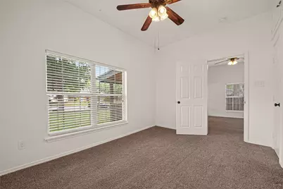 1511 W Dumble Street, Alvin, TX 77511 - Photo 19