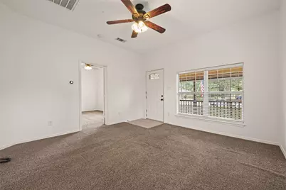 1511 W Dumble Street, Alvin, TX 77511 - Photo 9