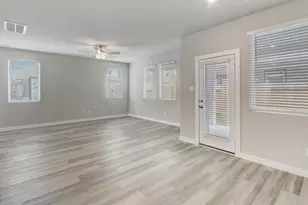 8403 Arden valley Ln, Houston, TX 77063 - Photo 15