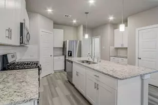 8403 Arden valley Ln, Houston, TX 77063 - Photo 9