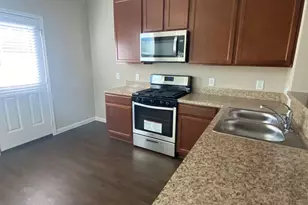 5130 Wolgan Lake Ct, Katy, TX 77449 - Photo 3