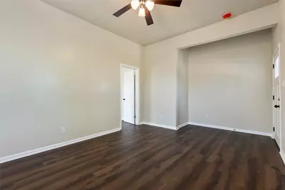 2127 Avenue O, Galveston, TX 77550 - Photo 5