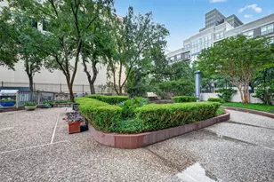 5150 Hidalgo St, Houston, TX 77056 - Photo 11
