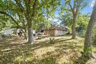5913 County Rd 225, East Bernard, TX 77435 - Photo 9