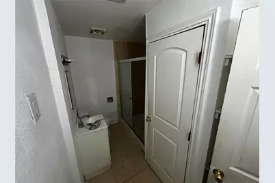 7011 Brownsville Street, Houston, TX 77020 - Photo 9