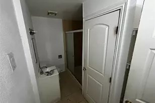 7011 Brownsville St, Houston, TX 77020 - Photo 9