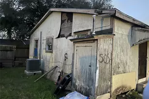 7011 Brownsville St, Houston, TX 77020 - Photo 15