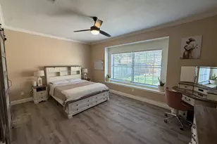 14610 Cobre Valley Dr, Houston, TX 77062 - Photo 11