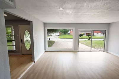 5515 Greylog Drive, Houston, TX 77048 - Photo 9