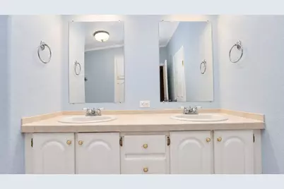 10011 Berrybriar Lane, Tomball, TX 77375 - Photo 11