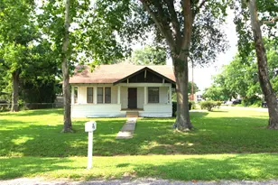 315 High St, Tomball, TX 77375 - Photo 33