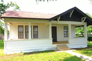 315 High St, Tomball, TX 77375 - Photo 3