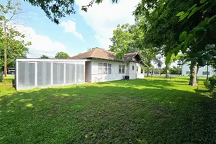 315 High St, Tomball, TX 77375 - Photo 29