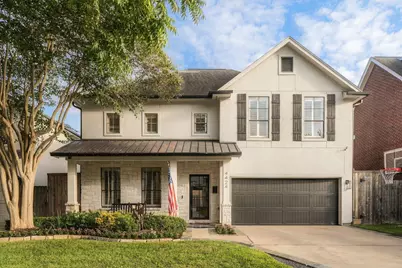 4424 Betty Street, Bellaire, TX 77401 - Photo 1