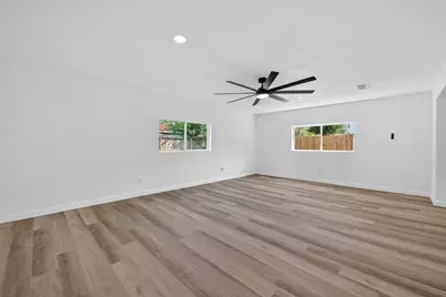 814 Kilpatrick Street, Channelview, TX 77530 - Photo 5