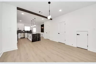 3319 Caplin Street, Houston, TX 77026 - Photo 9