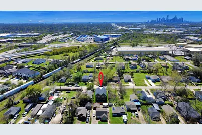 3319 Caplin Street, Houston, TX 77026 - Photo 41