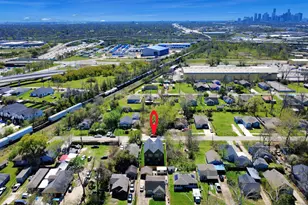 3319 Caplin St, Houston, TX 77026 - Photo 41
