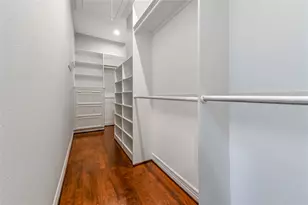 1834 Woodvine Dr, Houston, TX 77055 - Photo 15